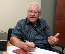 Profesor Absalón Méndez (Foto: DIC)