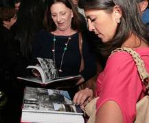 Representantes de la Fundación Villanueva, Fundación Telefónica, COPRED y el Secretario Amalio Belmonte, durante el acto de presentación del libro