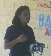Bombera Orianna Pérez, instructora del taller