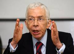 Alberto Arteaga, ex decano de la Facultad de Ciencias Jurídicas y Políticas de la Universidad Central de Venezuela/Directora del Instituto de Ciencias Penales, Maria Josefina Ferrer