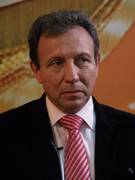 Dr. Elías Chuki, Médico Endocrinólogo