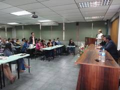 Especialistas explicaron sus visiones sobre la importancia de la CELAC, a cursantes de Estudios Internacionales