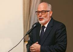 Facultad de Medicina de la UCV celebró aniversario de los estudios médicos en el país