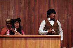 Actores y actrices invidentes colmaron la escena con su "Cita a ciegas"